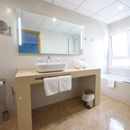 Hotel Internacional Calella Esterno foto