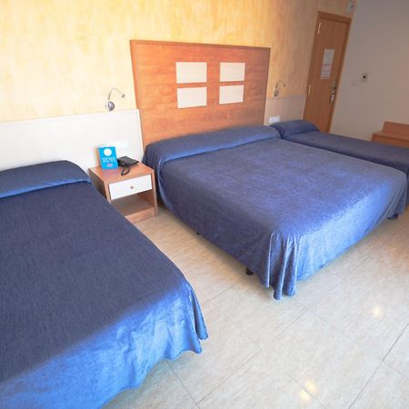 Hotel Internacional Calella Esterno foto