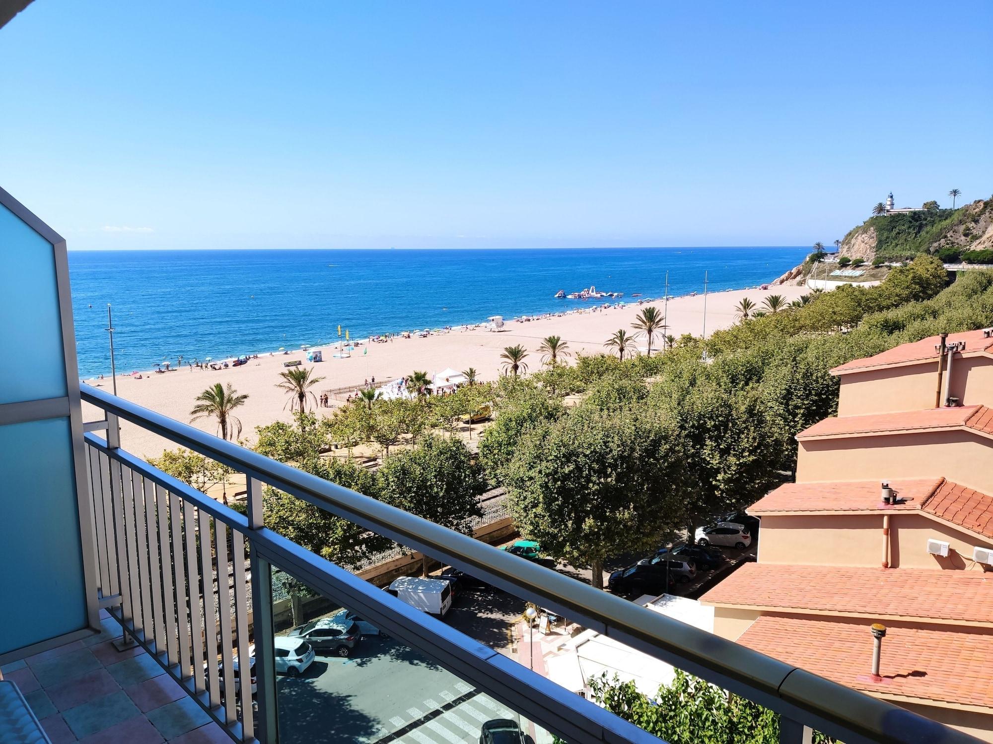 Hotel Internacional Calella Esterno foto