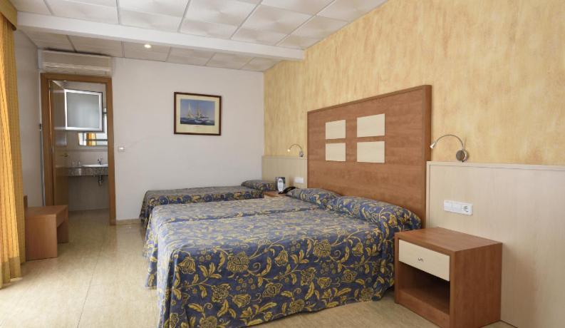 Hotel Internacional Calella Esterno foto