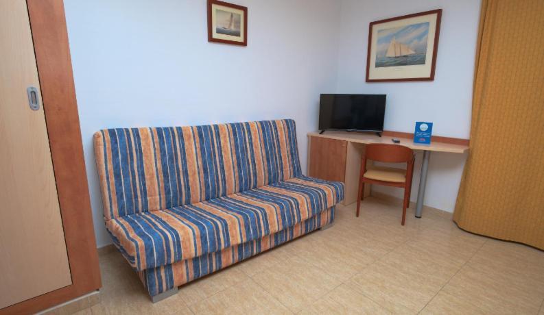 Hotel Internacional Calella Esterno foto